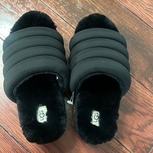 Ugg maxi slide sandal slippers